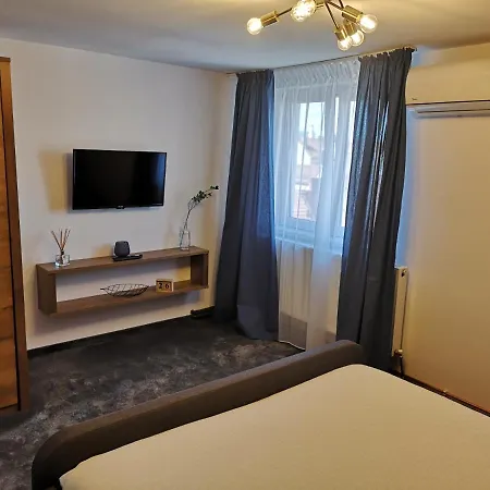 Bulevard Mansards Satu Mare Chambre photo